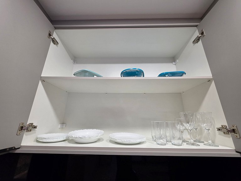 Flat novo e moderno, 4 pessoas ao lado do Paraguai