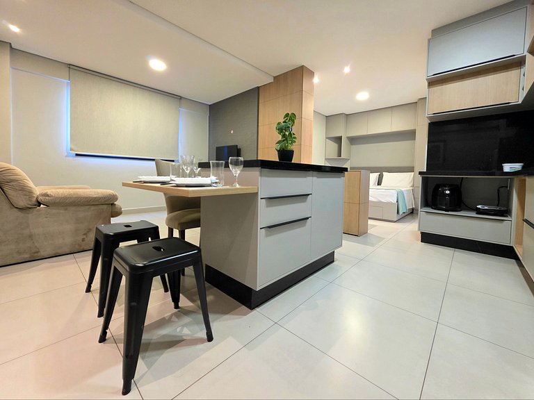 Flat novo e moderno, 4 pessoas ao lado do Paraguai