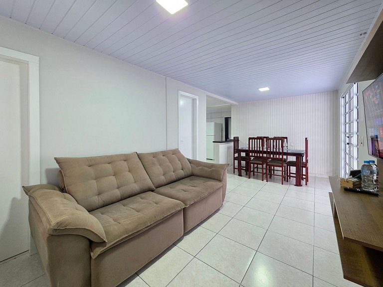 Casa 5 quartos e 3 WC prox do Centro 10 min PY