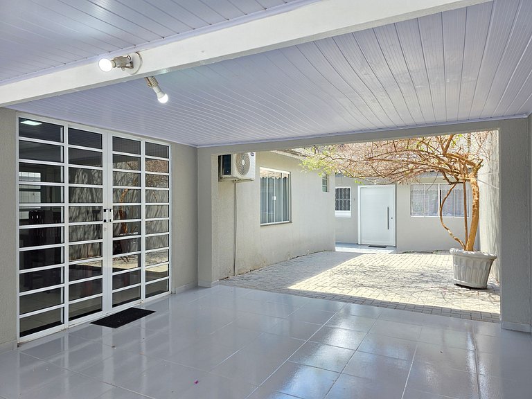 Casa 5 quartos e 3 WC prox do Centro 10 min PY