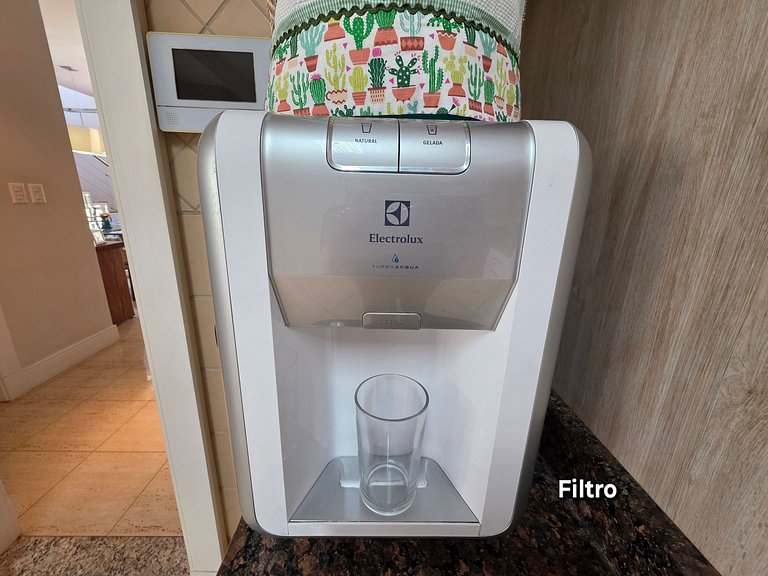 Casa em Área Nobre Piscina com Sauna prox Centro