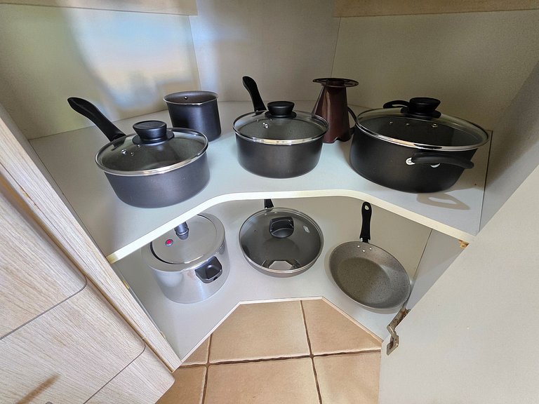 Casa em Área Nobre Piscina com Sauna prox Centro