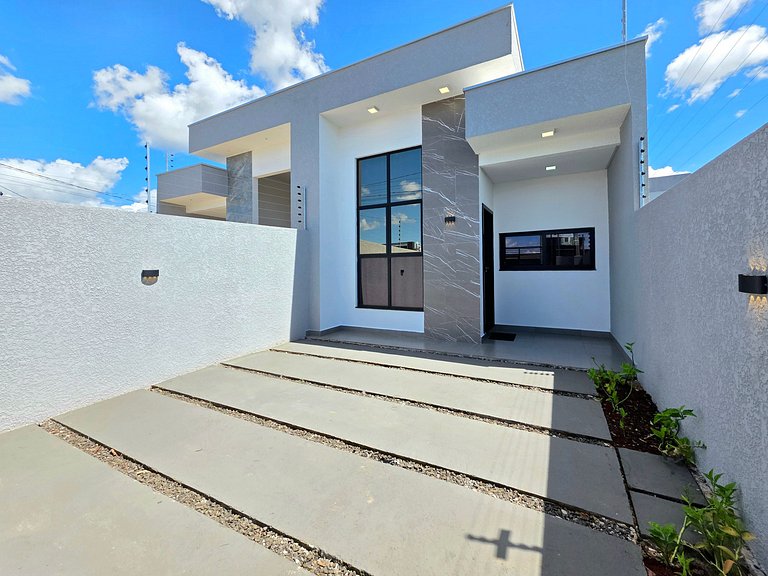 Casa Novíssima 2 Quartos e 2 WC 10 min Centro