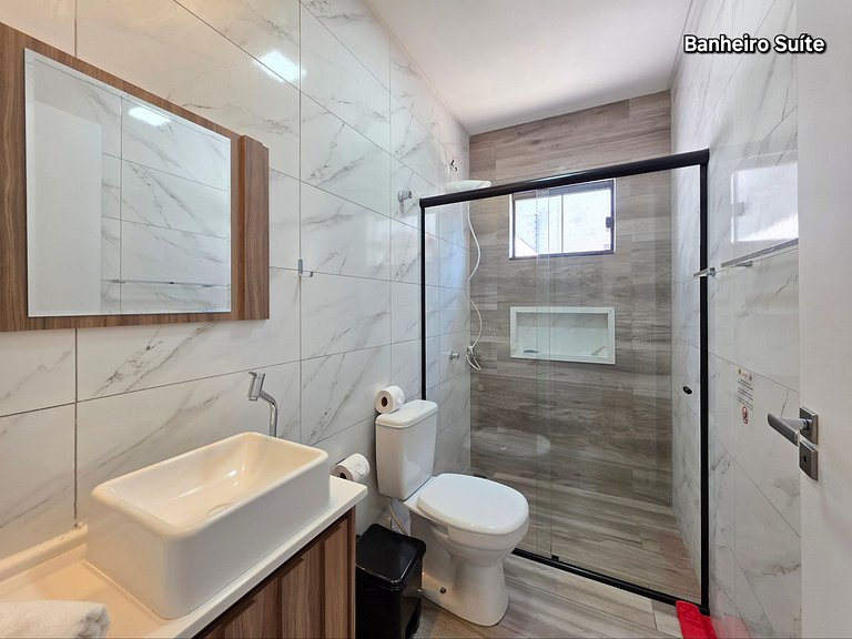 Casa Novíssima 2 Quartos e 2 WC 10 min Centro