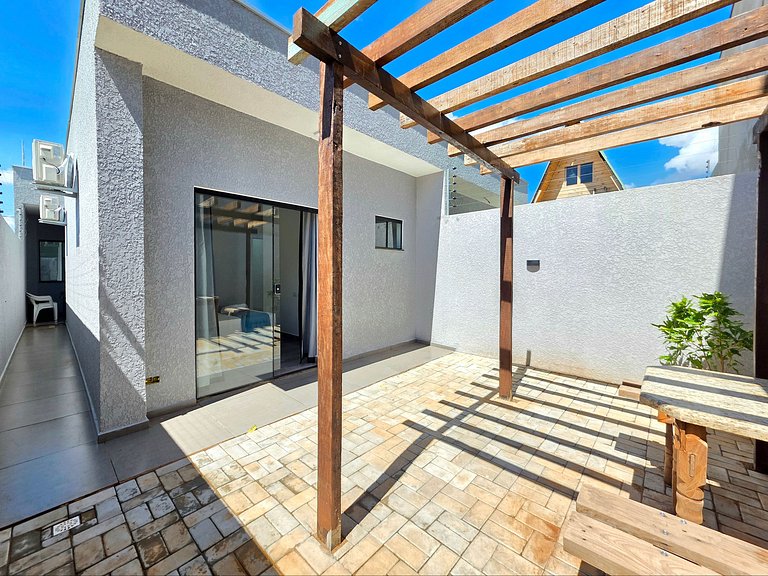 Casa Novíssima 2 Quartos e 2 WC 10 min Centro