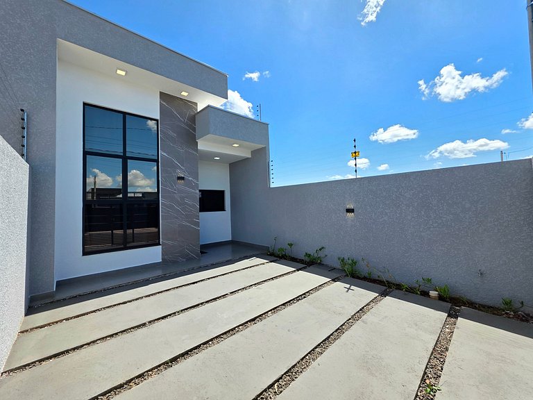 Casa Novíssima 2 Quartos e 2 WC 10 min Centro