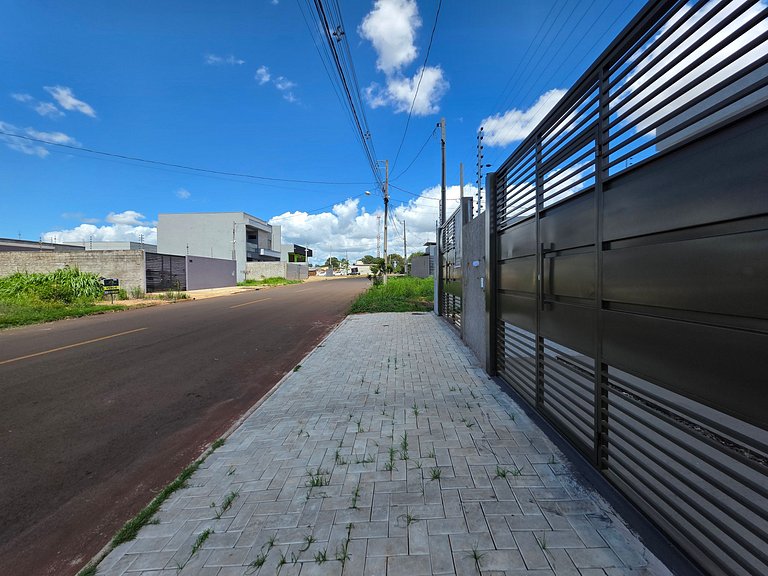 Casa Novíssima 2 Quartos e 2 WC 10 min Centro