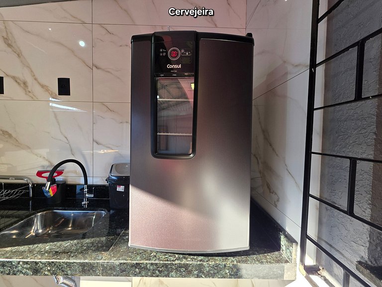 Casa 3 Quartos Churrasqueira com Sinuca prox PY