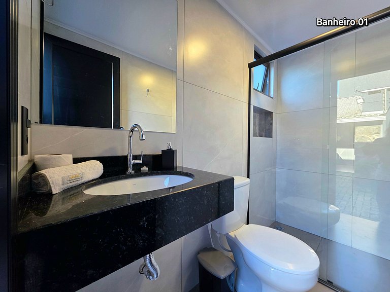 Casa 3 Quartos Churrasqueira com Sinuca prox PY