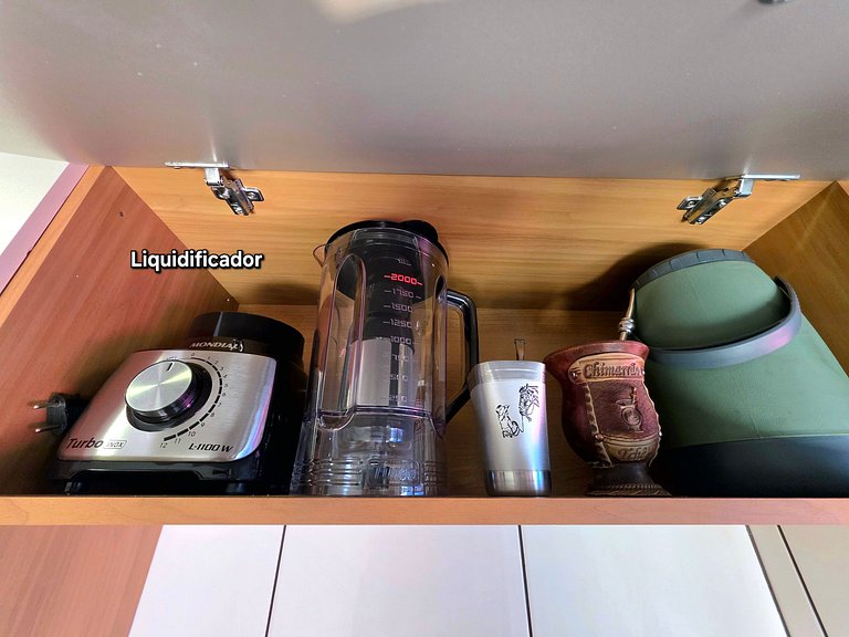 Casa 3 Quartos Churrasqueira com Sinuca prox PY