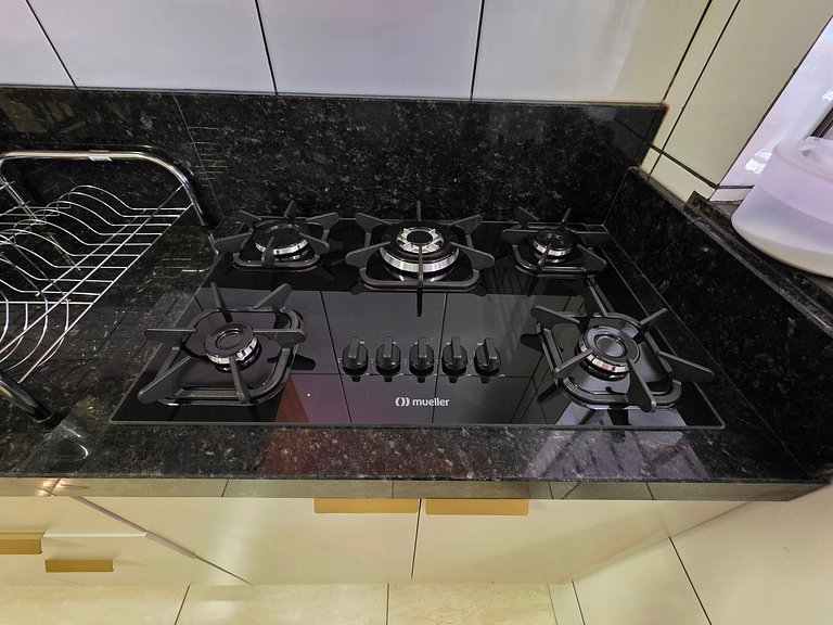 Casa 3 Quartos Churrasqueira com Sinuca prox PY