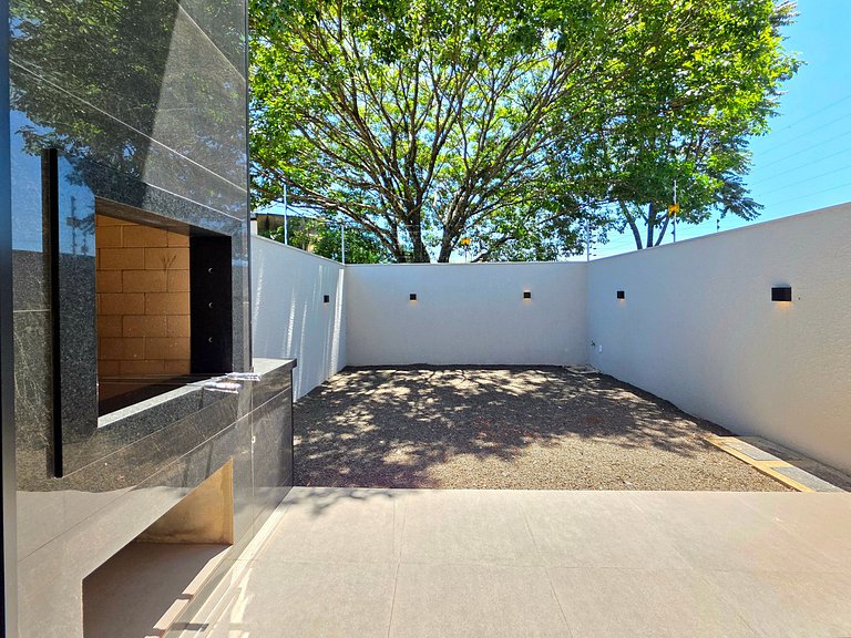 Sobrado novíssimo 3 quartos prox Centro e PY