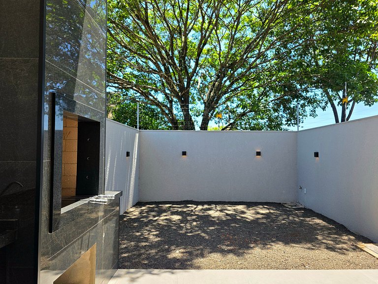 Sobrado novíssimo 3 quartos prox Centro e PY