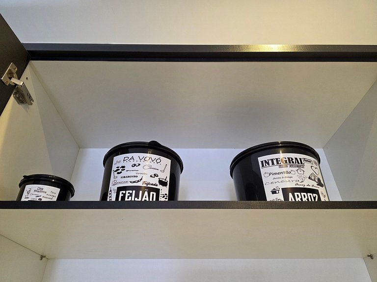 Sobrado novíssimo 3 quartos prox Centro e PY