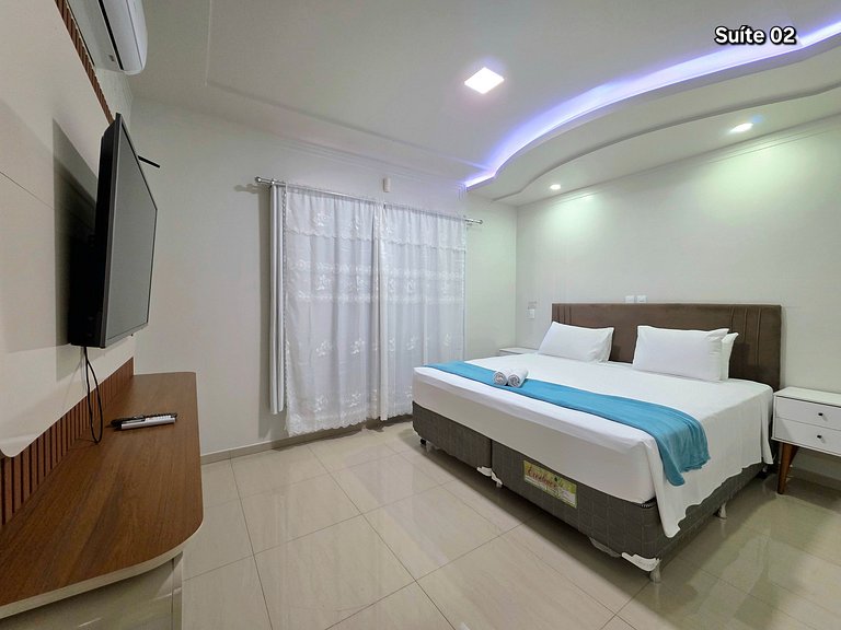 Linda Casa 2 Suítes + 2 Quartos 15 min Centro