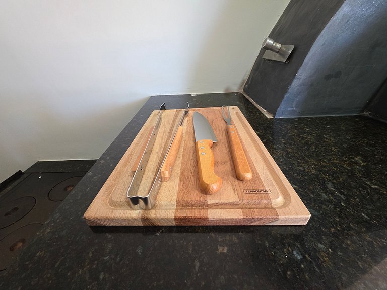 Linda Casa 2 Suítes + 2 Quartos 15 min Centro