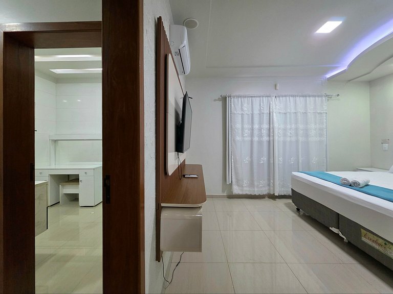 Linda Casa 2 Suítes + 2 Quartos 15 min Centro