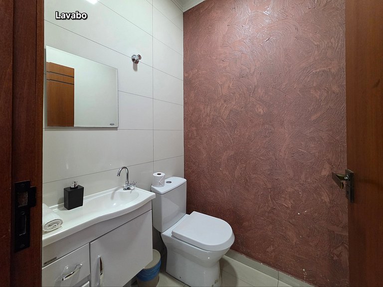 Linda Casa 2 Suítes + 2 Quartos 15 min Centro