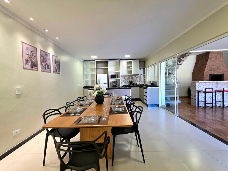 Casa Quintal Amplo 4 quartos 5 min Centro de Foz