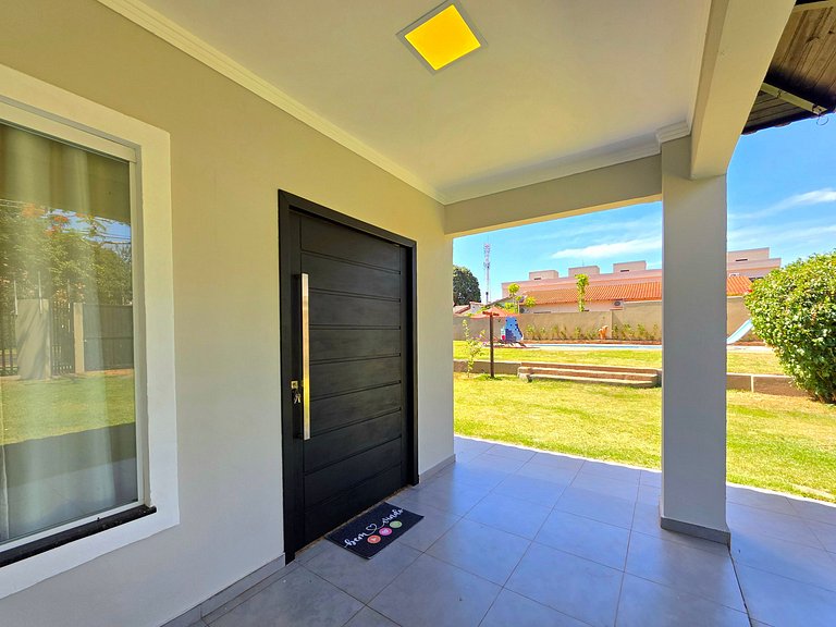 Casa Quintal Amplo 4 quartos 5 min Centro de Foz