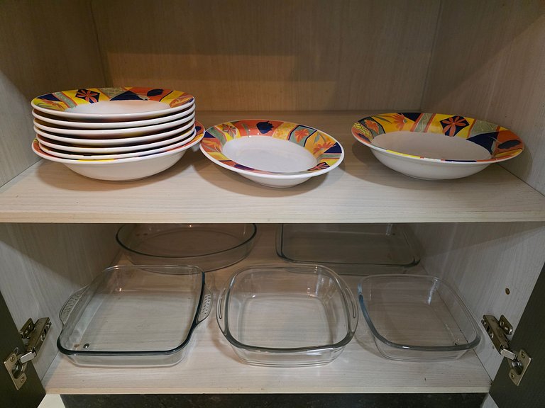 Casa 2 suítes e 2 quartos, piscina 10min centro