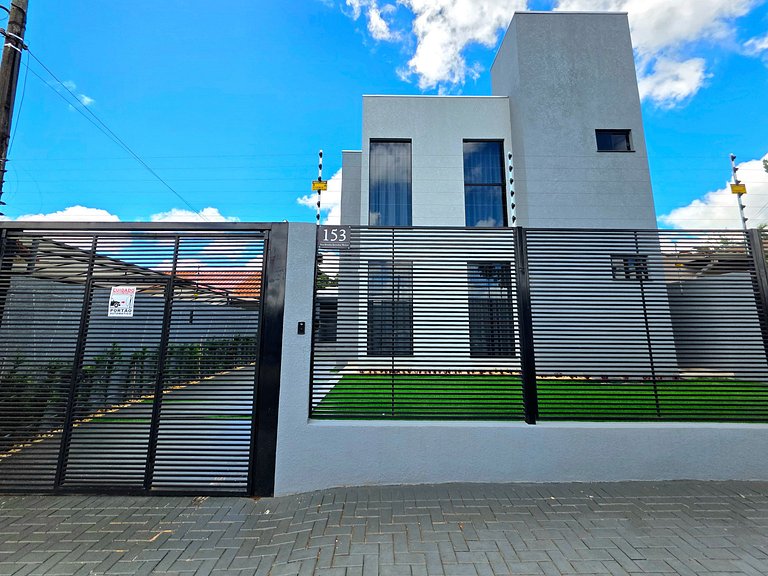 Loft 01 novo e moderno prox Av Cataratas e Centro