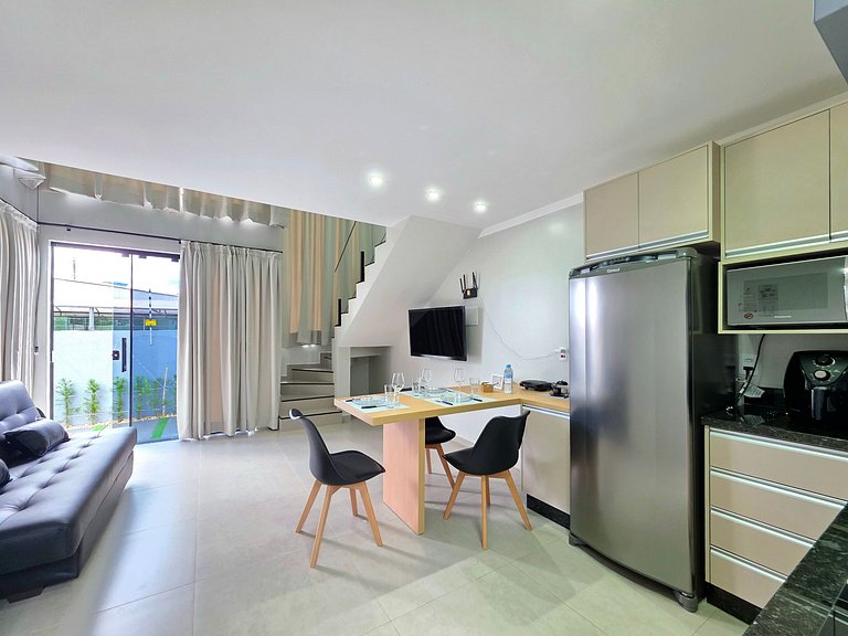 Loft 01 novo e moderno prox Av Cataratas e Centro