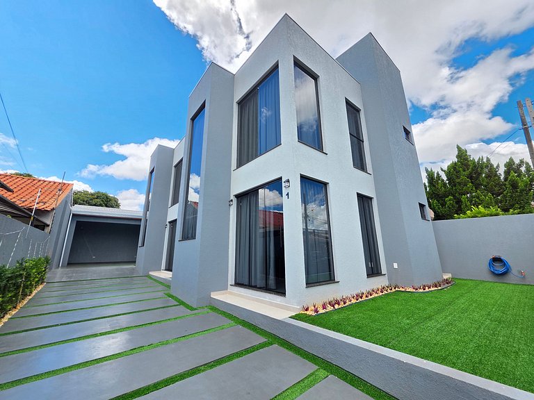 Loft 02 novo e moderno prox Av Cataratas e Centro