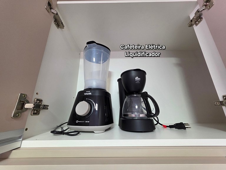 Loft 02 novo e moderno prox Av Cataratas e Centro