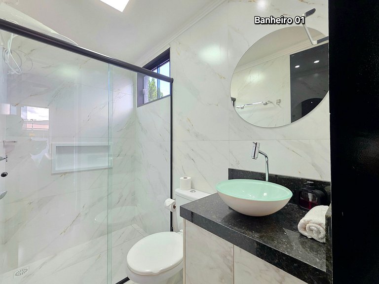 Loft 01 novo e moderno prox Av Cataratas e Centro