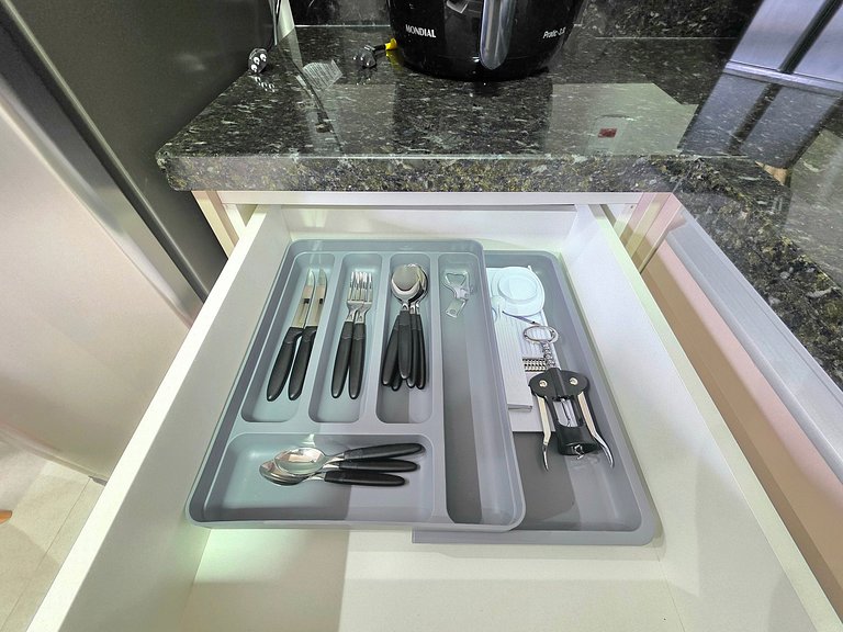 Loft 02 novo e moderno prox Av Cataratas e Centro