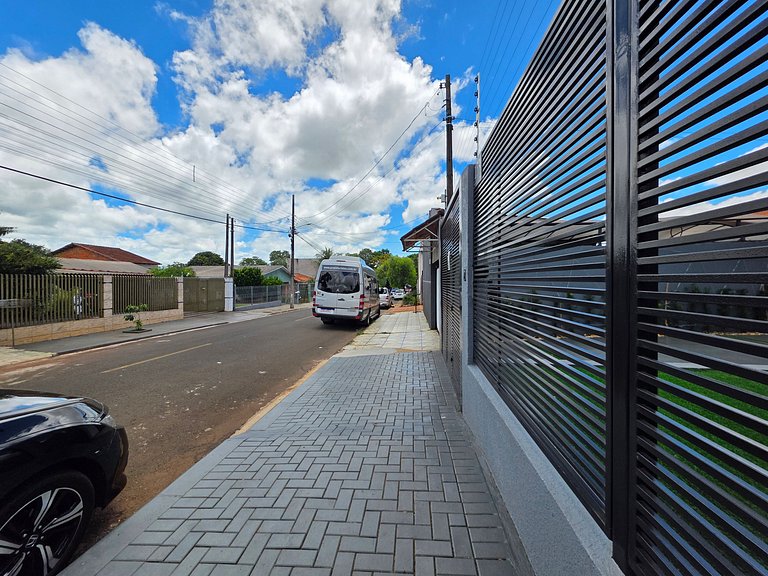 Loft 01 novo e moderno prox Av Cataratas e Centro