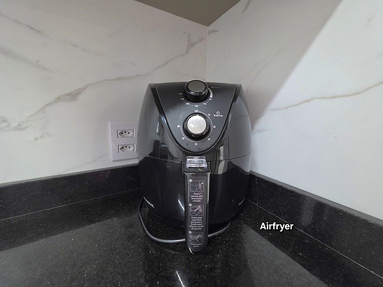 Apt 3 Quartos c/ garagem 150m do mar em Meia Praia