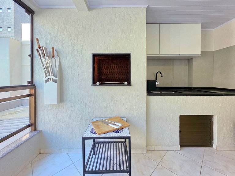 Apt 3 Quartos c/ garagem 150m do mar em Meia Praia