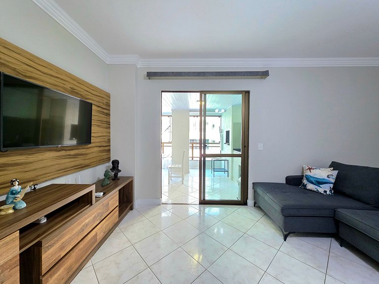 Apt 3 Quartos c/ garagem 150m do mar em Meia Praia