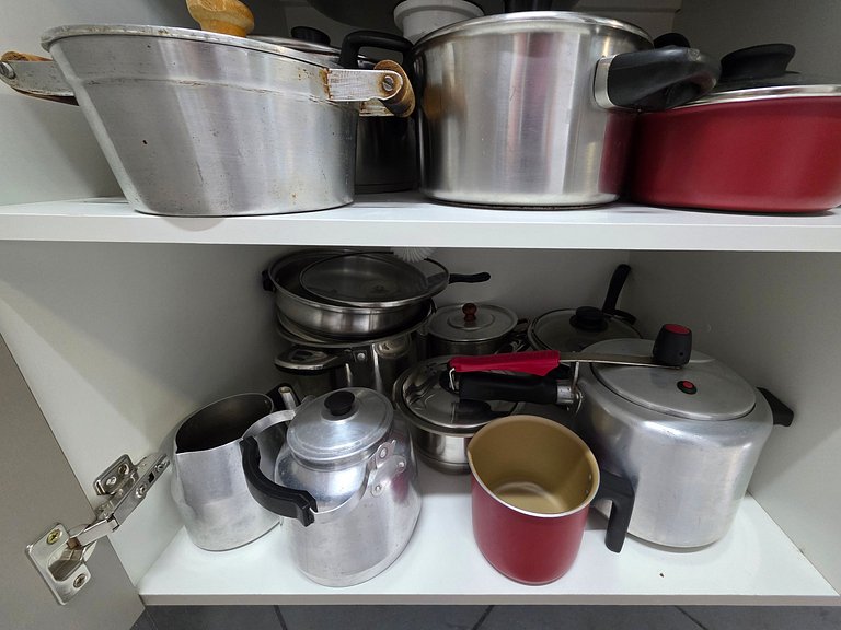 Apt 3 Quartos c/ garagem 150m do mar em Meia Praia