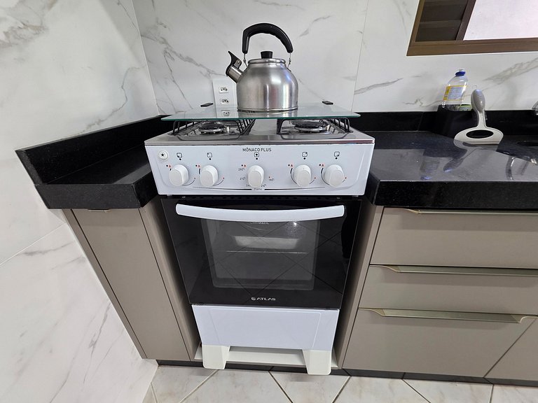 Apt 3 Quartos c/ garagem 150m do mar em Meia Praia