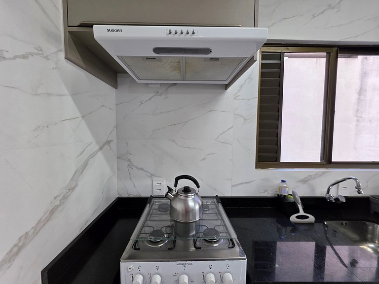 Apt 3 Quartos c/ garagem 150m do mar em Meia Praia