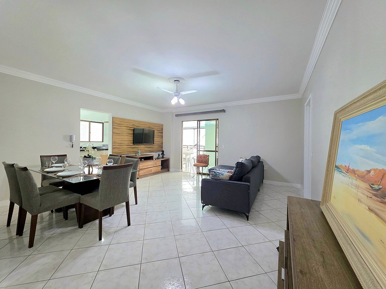 Apt 3 Quartos c/ garagem 150m do mar em Meia Praia