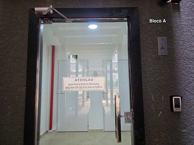 Apt 406 Novo e Confort 2 quartos piscina/academia