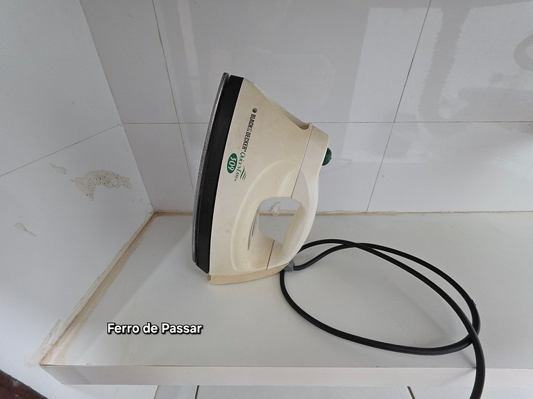 Casa em bairro nobre 2 suites + 1 quarto