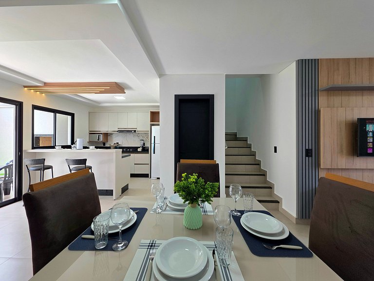 Sobrado 21 novíssimo 3 quartos melhor bairro de foz