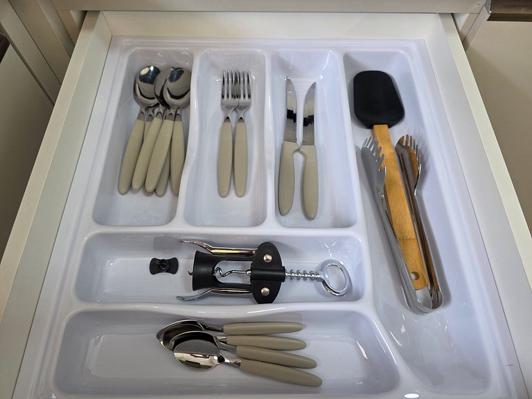 Sobrado 21 novíssimo 3 quartos melhor bairro de foz