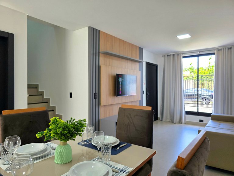 Sobrado21 novíssimo 3 quartos melhor bairro de foz