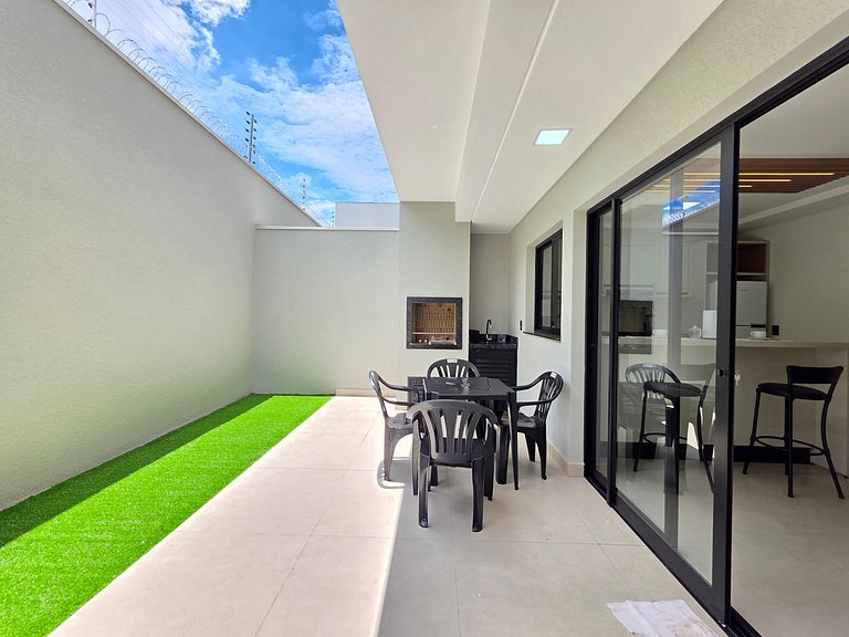 Sobrado 21 novíssimo 3 quartos melhor bairro de foz