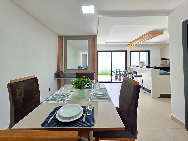 Sobrado21 novíssimo 3 quartos melhor bairro de foz