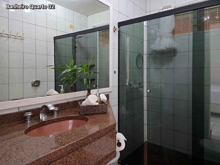 Casa Familiar em rua tranquila 10min Centro