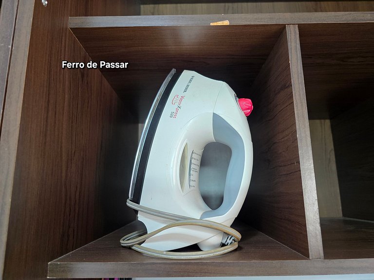 Casa Familiar em rua tranquila 10min Centro