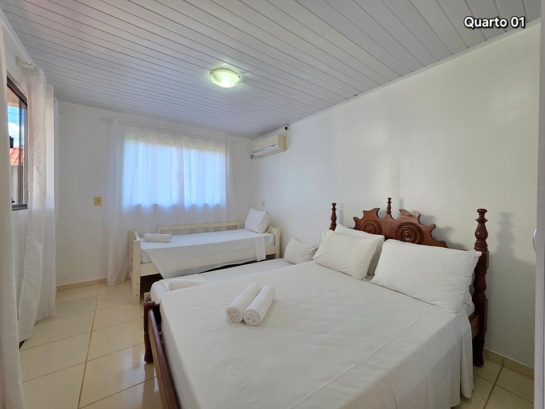 Casa Familiar - Área de Lazer - bairro tranquilo