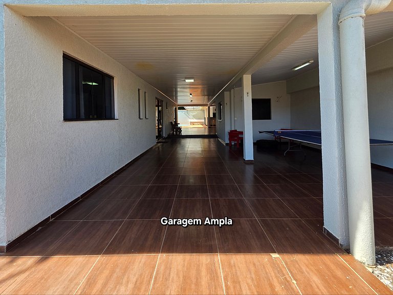 Casa Familiar - Área de Lazer - bairro tranquilo